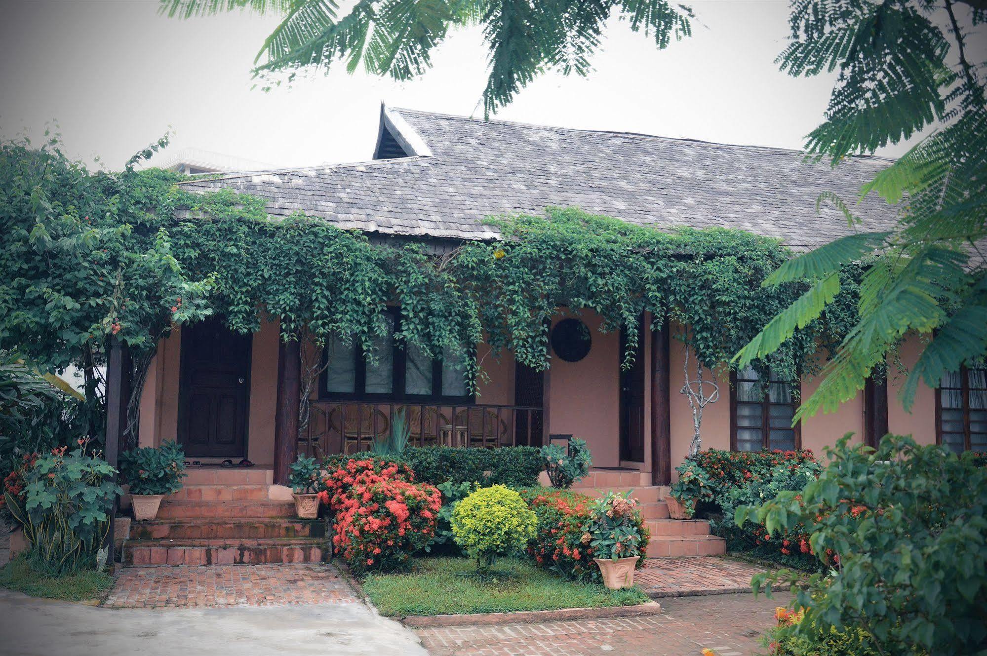 Villa Nam Song Vang Vieng Luaran gambar